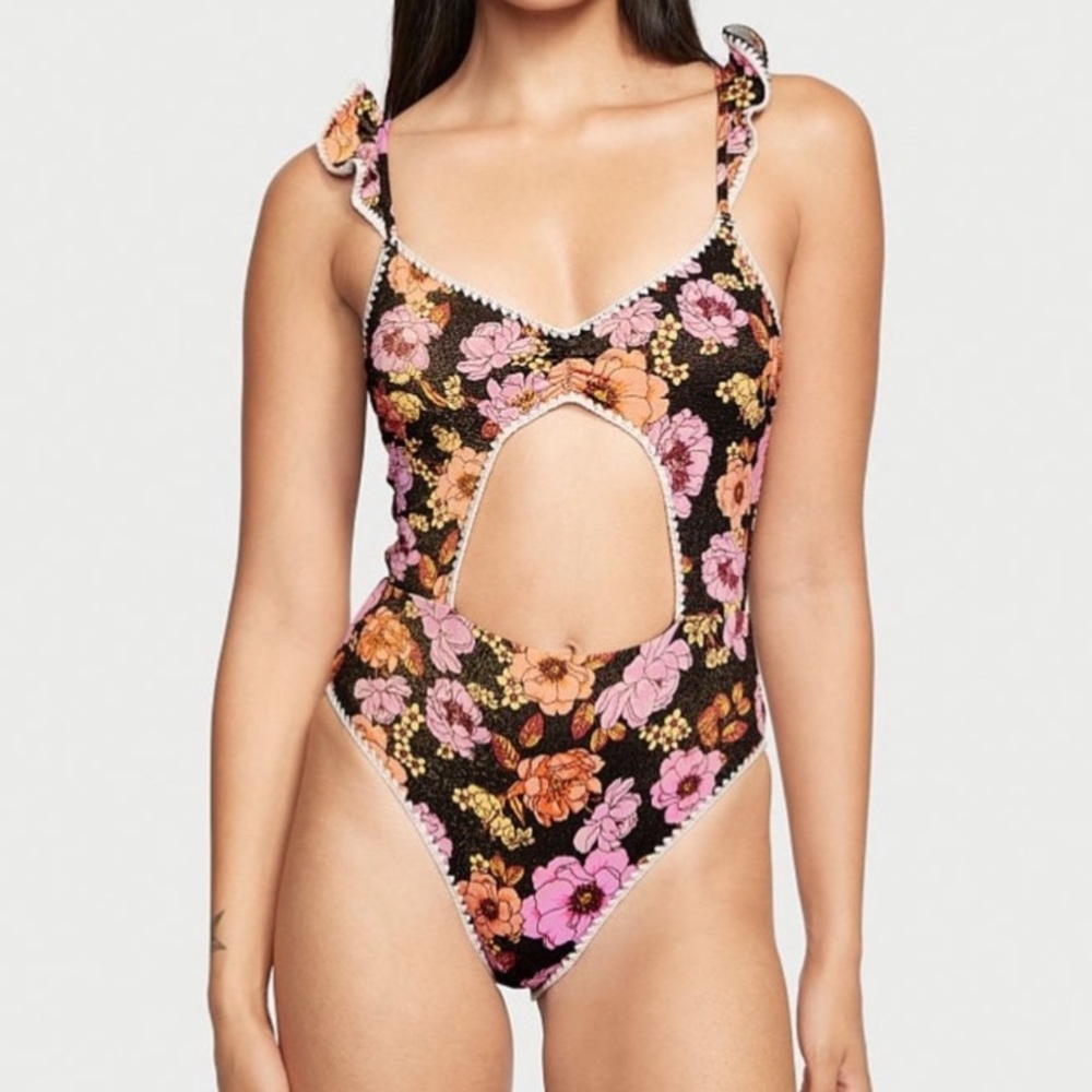 NWT Victoria’s Secret Floral Cutout One Piece Swimsuit, Size Small LAST ONE